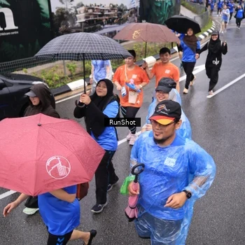 Runner Photo 7944871