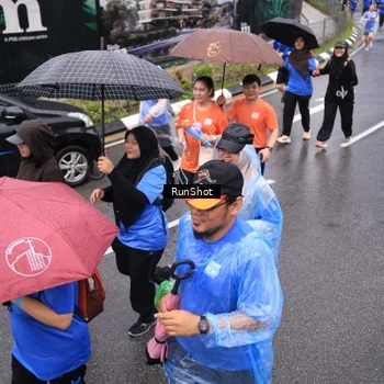 Runner Photo 7944876