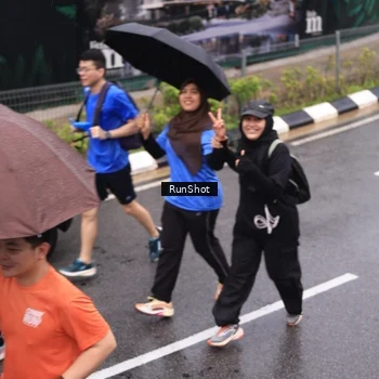 Runner Photo 7944894