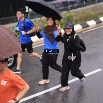 Runner Photo 7944896