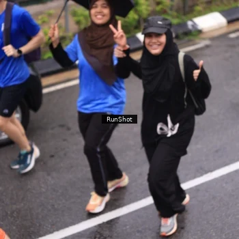 Runner Photo 7944897