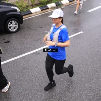 Runner Photo 7944916