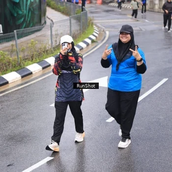 Runner Photo 7944940
