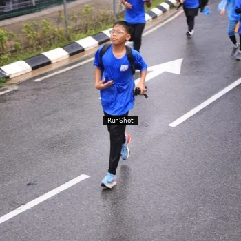 Runner Photo 7944949