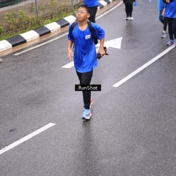Runner Photo 7944951