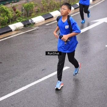 Runner Photo 7944957