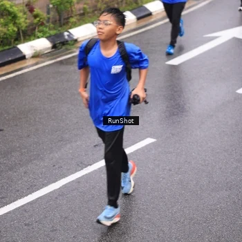 Runner Photo 7944961