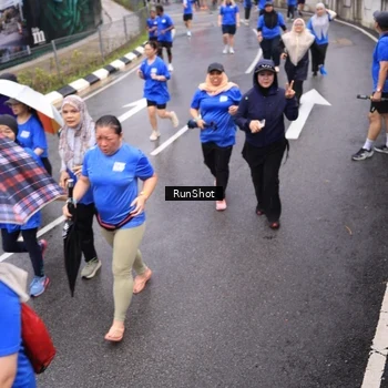 Runner Photo 7945020