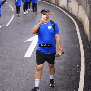 Runner Photo 7945097