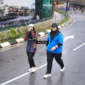Runner Photo 7945102