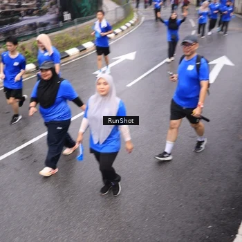 Runner Photo 7945118