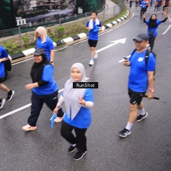 Runner Photo 7945122