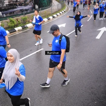 Runner Photo 7945127