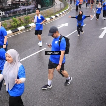 Runner Photo 7945128