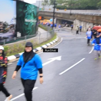 Runner Photo 7945135
