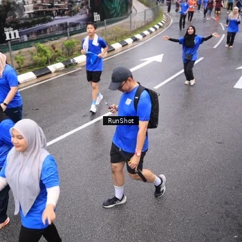 Runner Photo 7945137