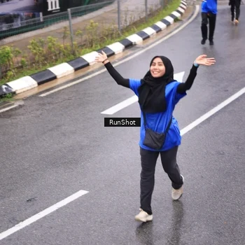 Runner Photo 7945143
