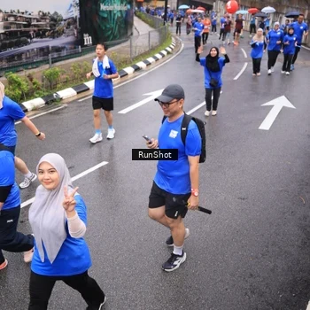 Runner Photo 7945145