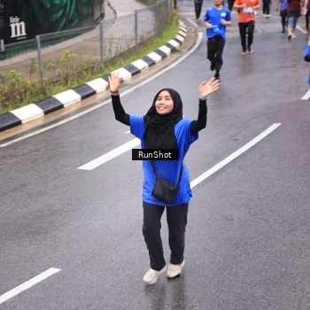 Runner Photo 7945153