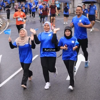 Runner Photo 7945160
