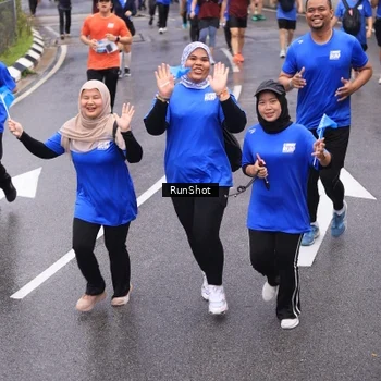 Runner Photo 7945162