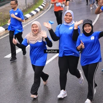 Runner Photo 7945168