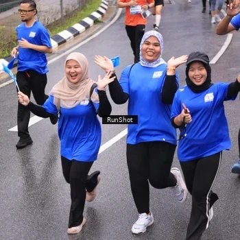 Runner Photo 7945170