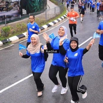 Runner Photo 7945195