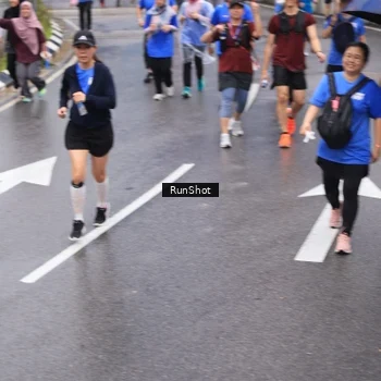 Runner Photo 7945221