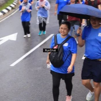 Runner Photo 7945240