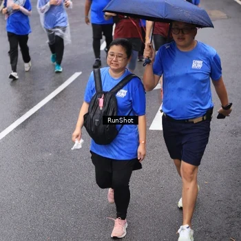 Runner Photo 7945243