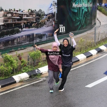 Runner Photo 7945259