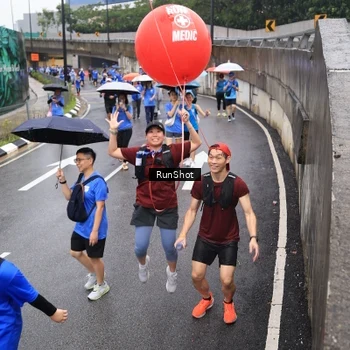 Runner Photo 7945315