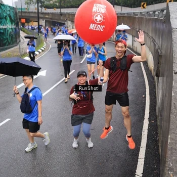 Runner Photo 7945321