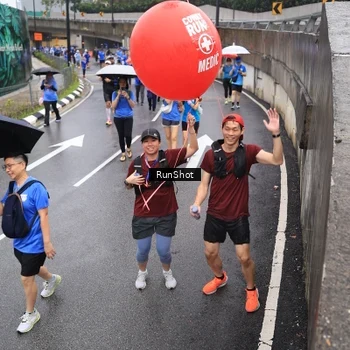 Runner Photo 7945328