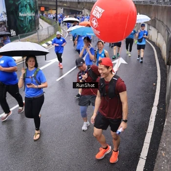 Runner Photo 7945362