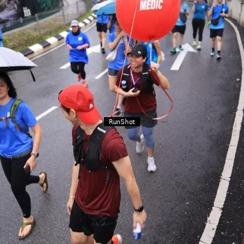 Runner Photo 7945373