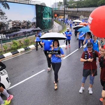 Runner Photo 7945388