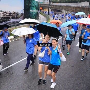 Runner Photo 7945396
