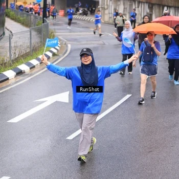 Runner Photo 7945401