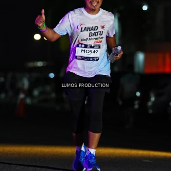 Runner Photo 7945414