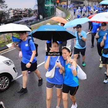 Runner Photo 7945418
