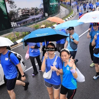 Runner Photo 7945427