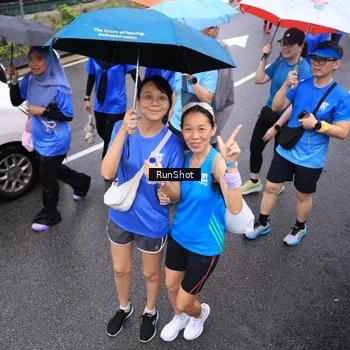Runner Photo 7945432