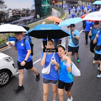 Runner Photo 7945433