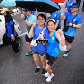 Runner Photo 7945443