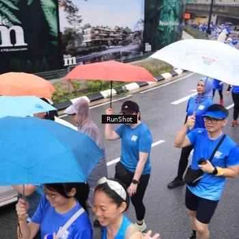 Runner Photo 7945454