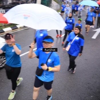 Runner Photo 7945463