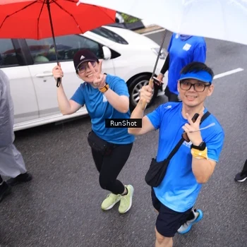 Runner Photo 7945471