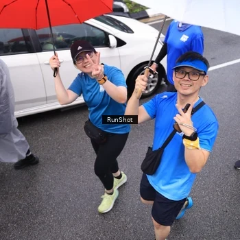 Runner Photo 7945472